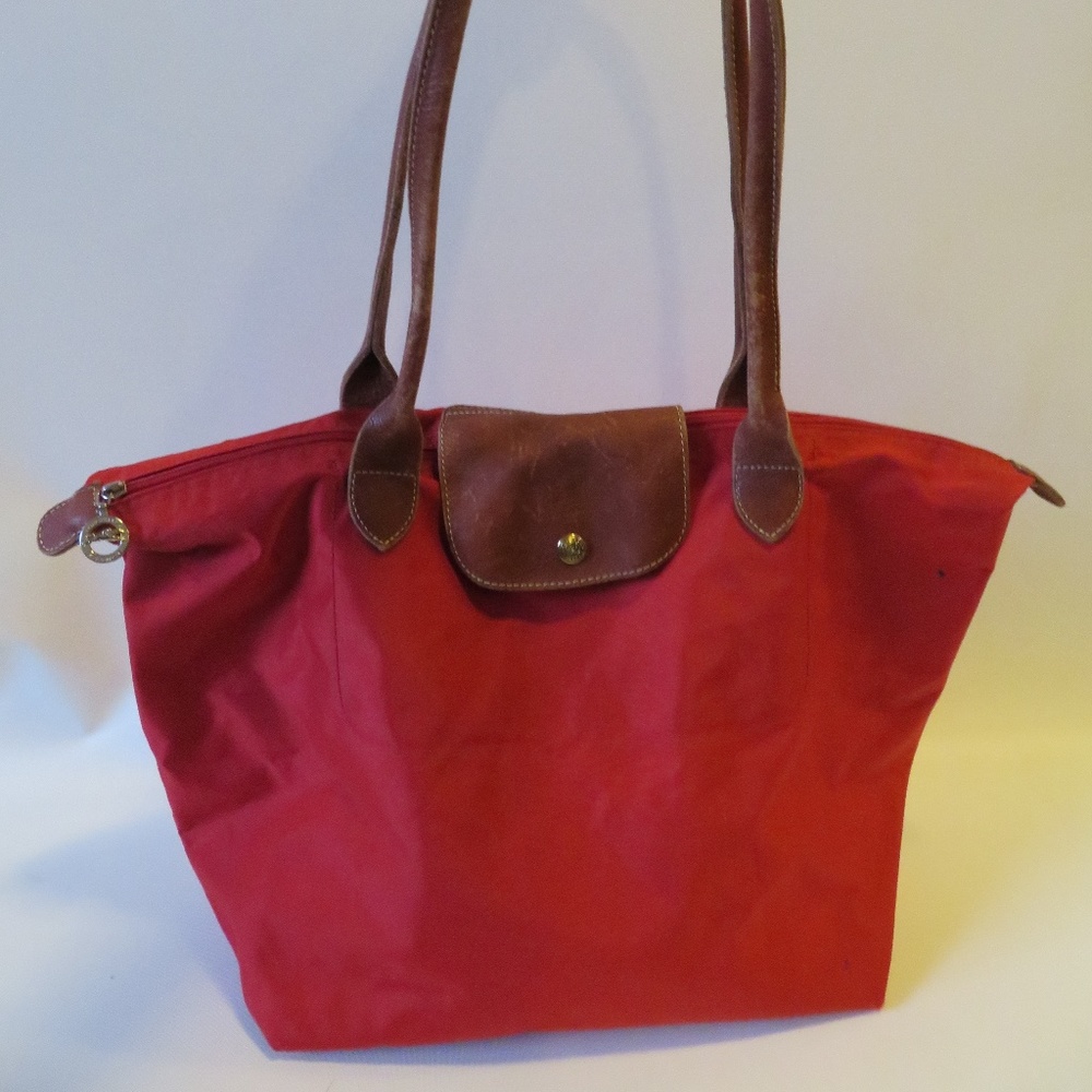 LONGCHAMP LE PLIAGE RED NYLON LEATHER SHOULDER BAG